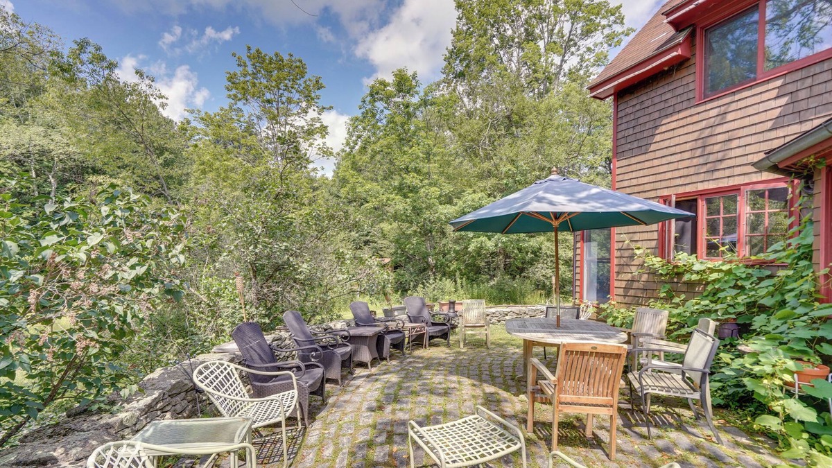 Washington House | Tranquil Washington Home w/ Sauna, on 70 Acres