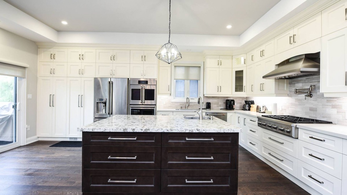 Wasaga Beach Villa | Tranquil Waterfront Villa