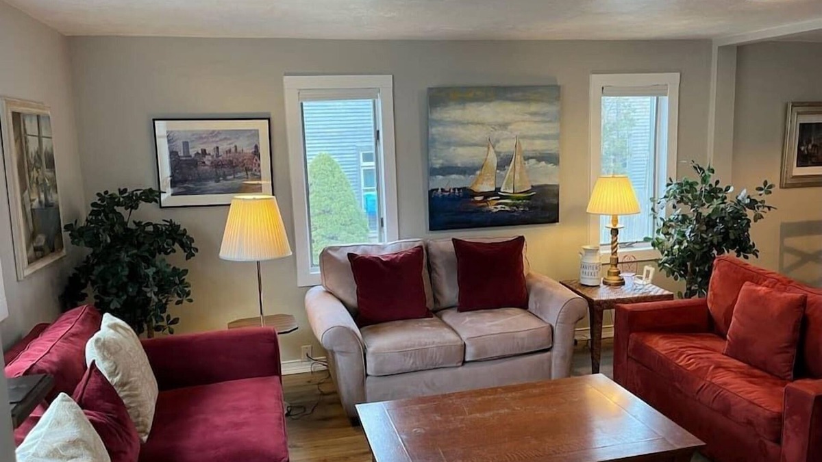 Delavan House | Tranquil Waters Retreat, Delavan, WI