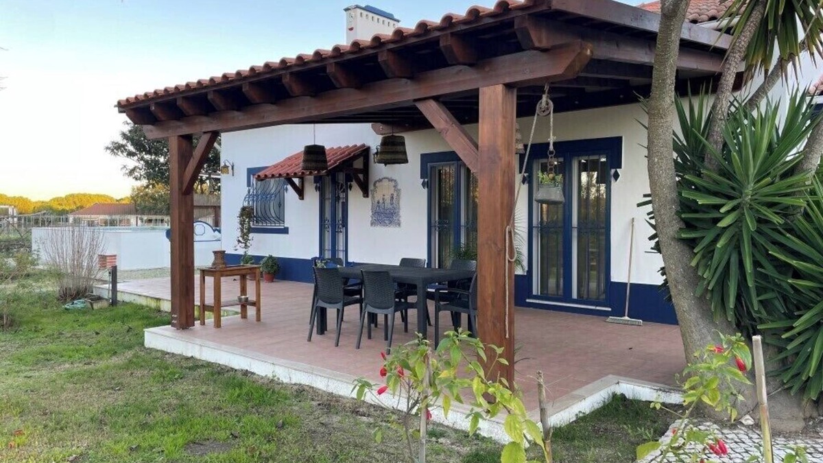Canha Cottage | Tranquila Quinta Portuguesa a 45 Minutos de Lisboa com Arvores Frutos e Vinha