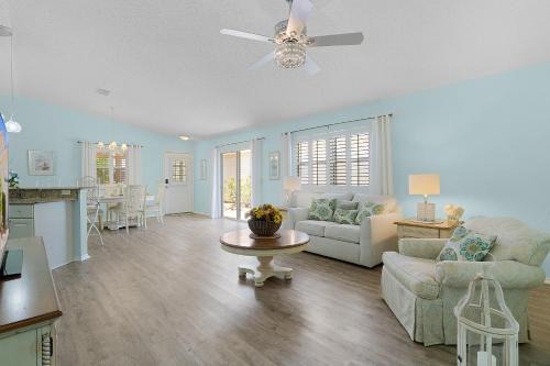 Caroline Villa | TranquilBlue Retreat