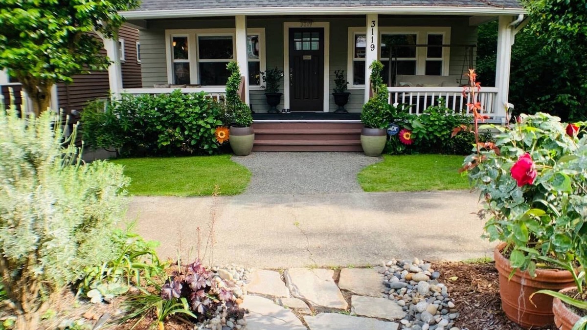 Leschi House | Tranquility 1.9 mi from downtown, hospitals & sports