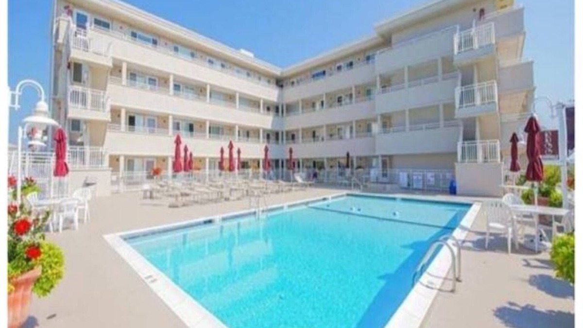 Leeds Point Condo | Tranquility awaits you!