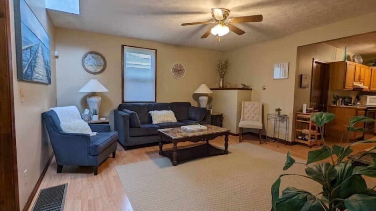 Dayton House | Tranquility Cottage- Close to UD