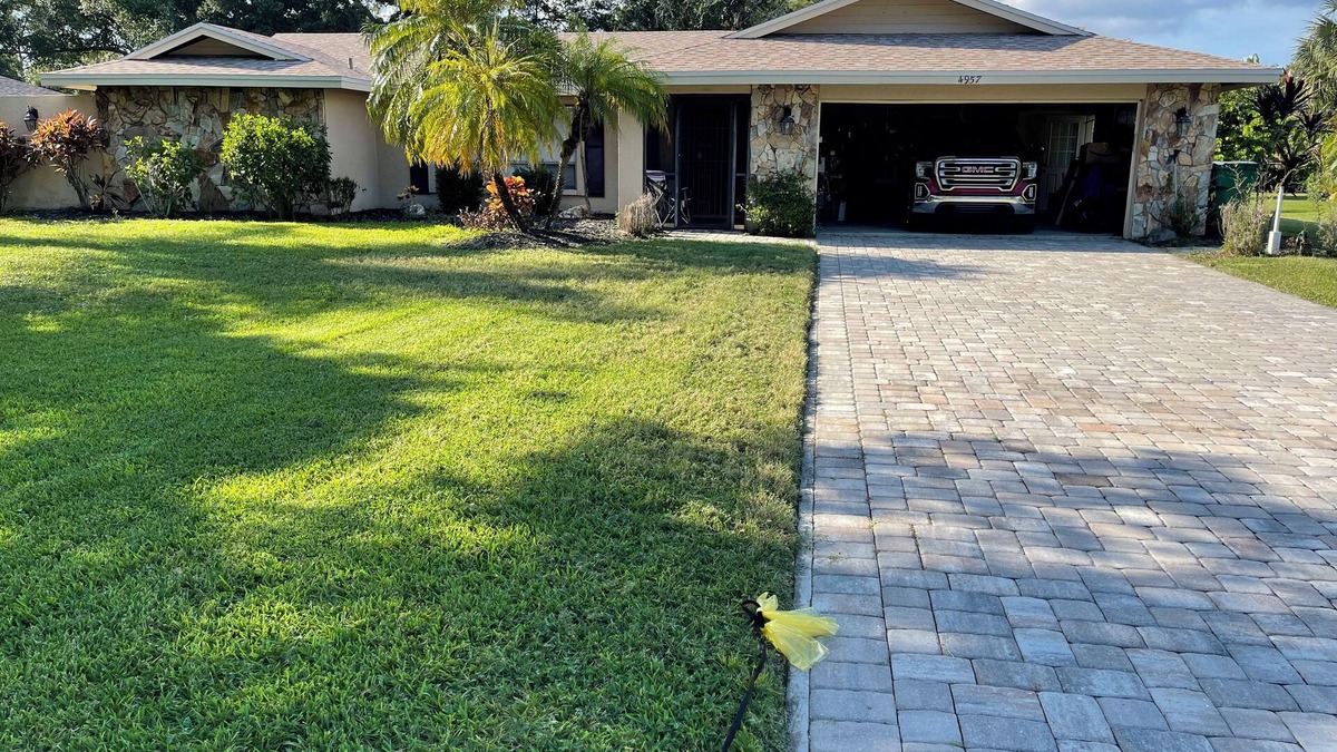 The Meadows House | Tranquility in Sarasota Florida 3-bedroom house in charming Sarasota