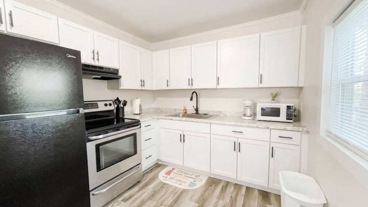 Beaufort Cottage | Tranquility Retreat - Sleeps 4 - 10 MIN TO PARRIS ISLAND