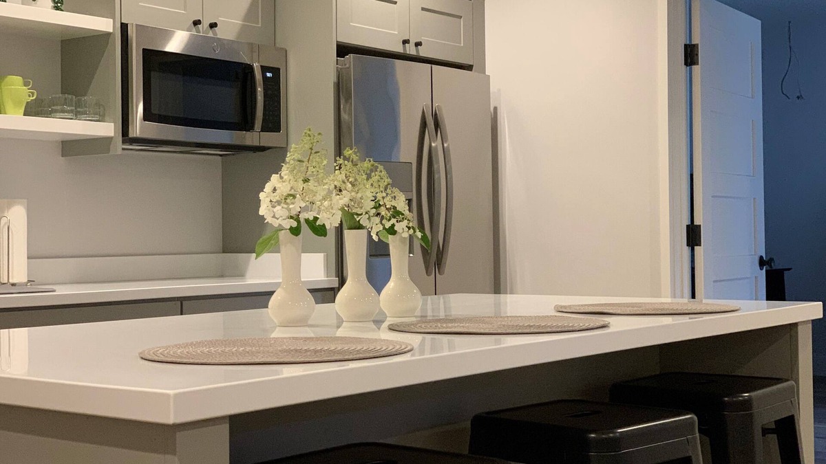 West of Town Apartment | Tranquilty