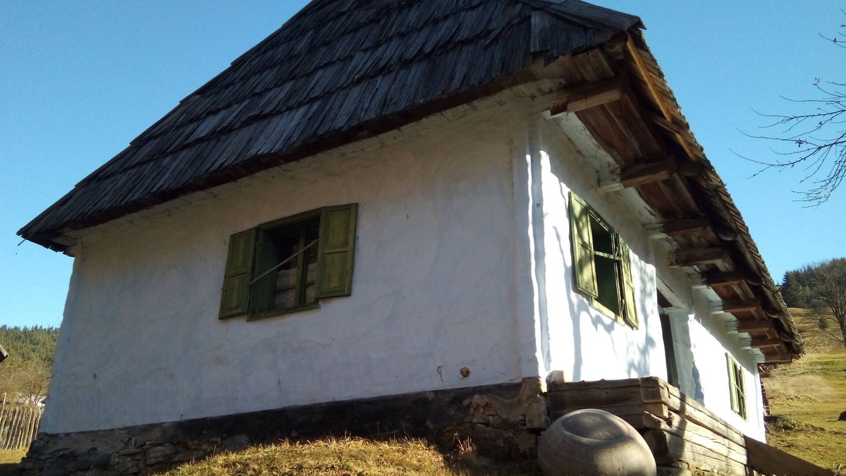 Faget Ski Chalet | Transylvanian Mountain Paradise 1-experience and live the ancient atmosphere