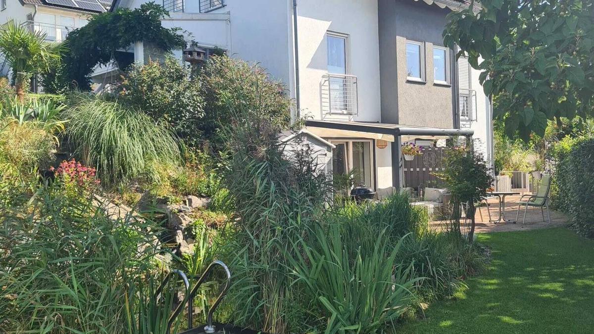 Oberzissen Apartment | Traumhaftes und Entspanntes Wohnen am Gartenteich