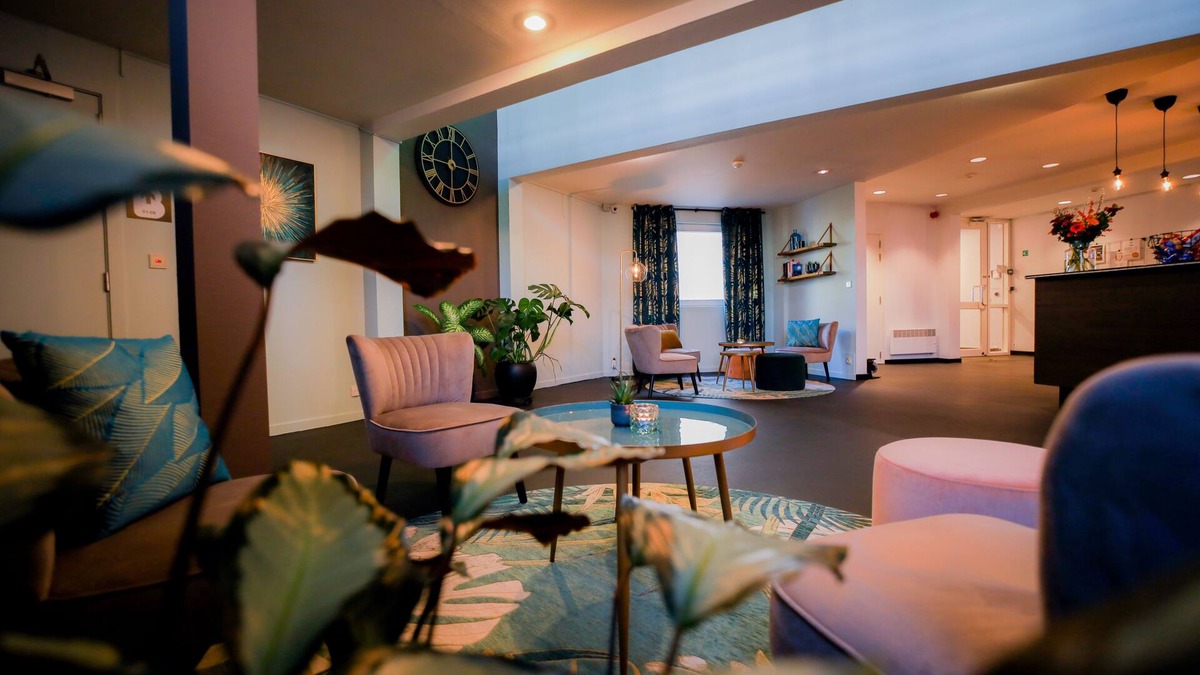 Kruishoutem Hotel | Travel Hotel Kruisem