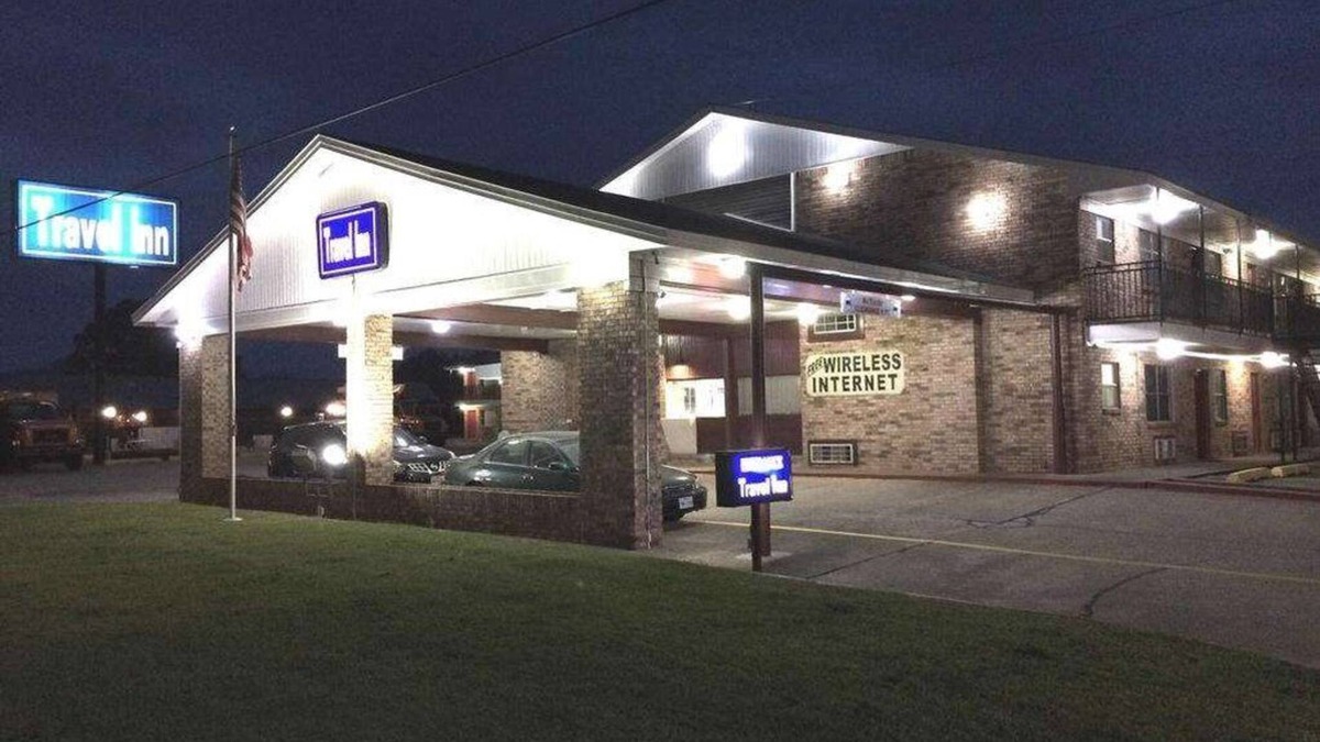 Atlanta Hotel | Travel Inn & Suites
