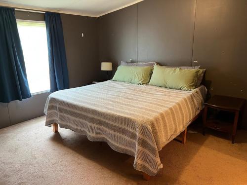 Taylorsville House | Travel Worker Between Housing 32 Lake View Mh