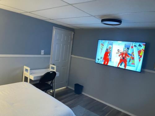 Courtice Apartment | Travelers Home