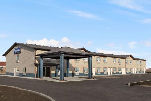Pincher Creek Hotel | Travelodge by Wyndham Pincher Creek