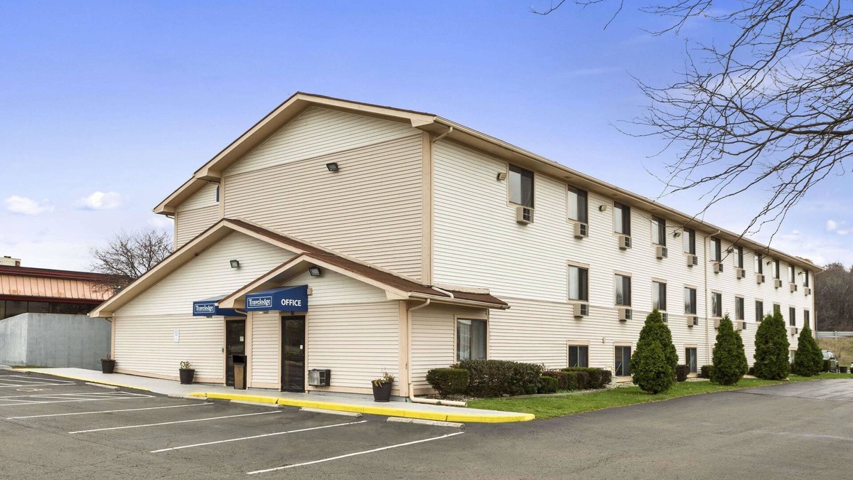 Battle Creek Hotel | Travelodge by Wyndham Battle Creek