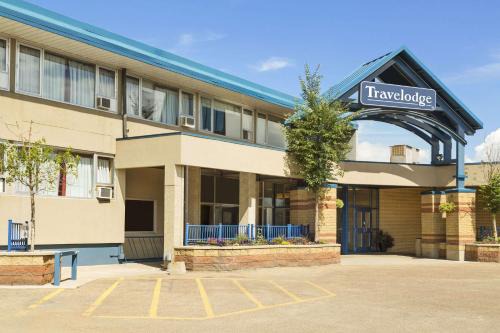 Northeast Edmonton Hotel | Travelodge by Wyndham Edmonton East