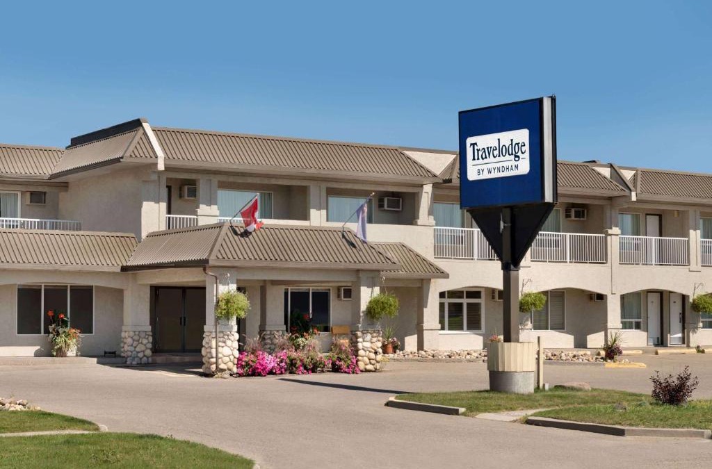 Edson Hotel | Travelodge by Wyndham Edson