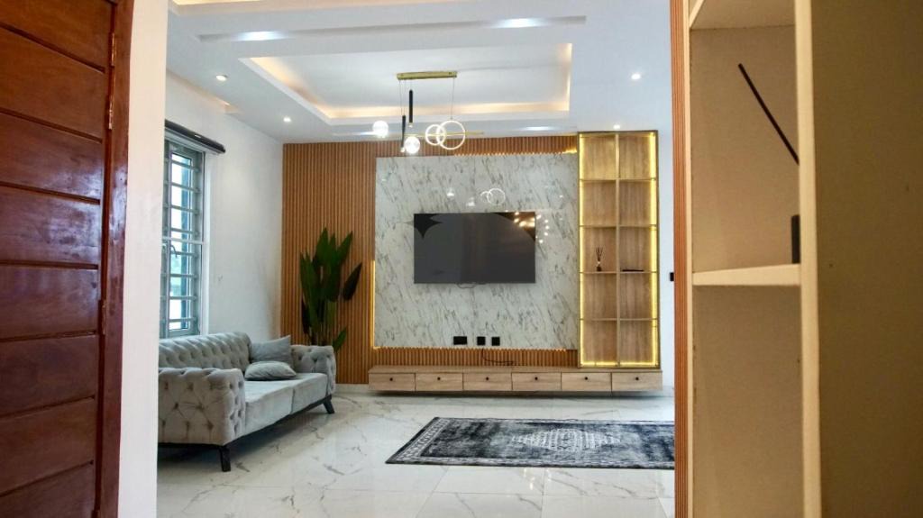 Ibadan Apartment | Travooler La Maison