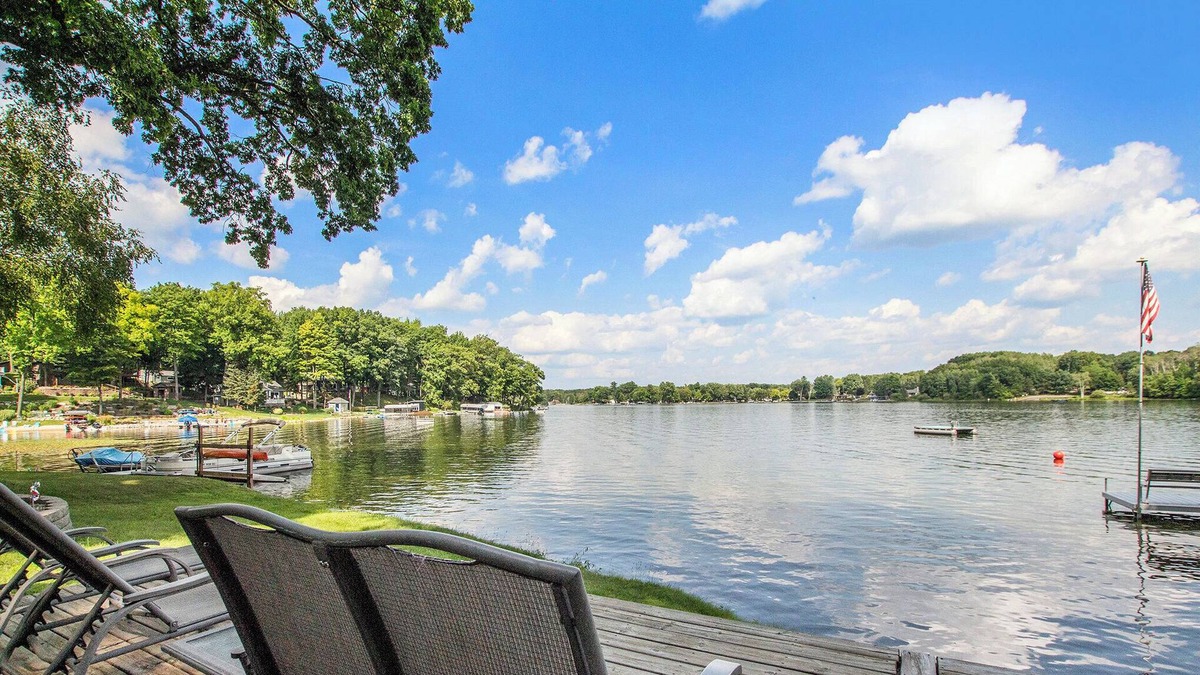 Stanwood Cottage | Tree House on Mecosta!