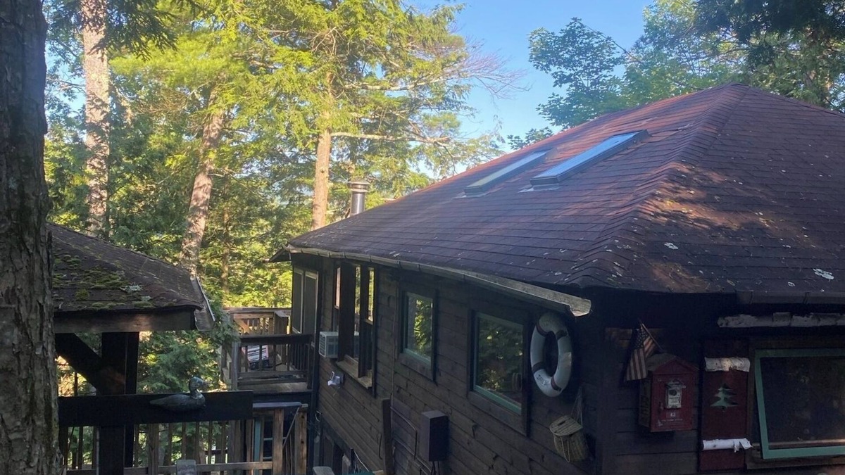 Putnam Station Cottage | Tree House Rustic 4 Bdrm Camp, directly on Lake George in a protected bay w/boat