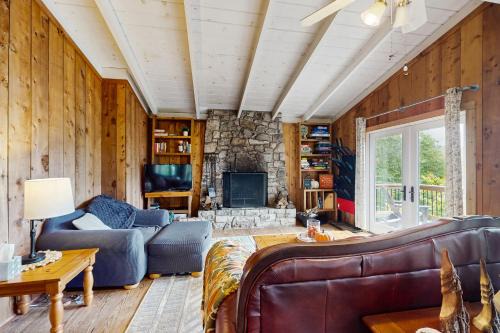 Beech Mountain House | Tree Top Cabin