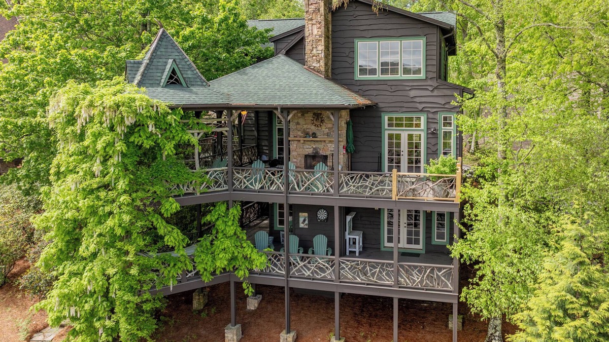 Cashiers House | Tree top is a 5-star mountain home with majestic views and easy lake access!