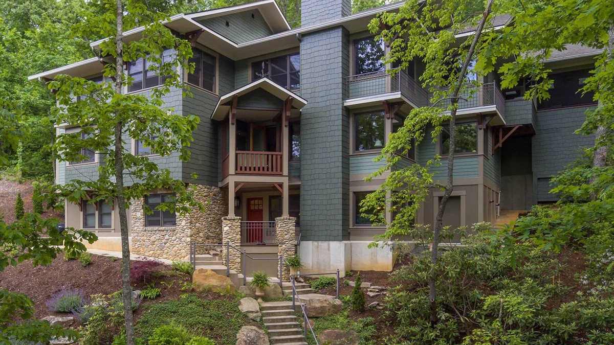 Montreat House | Tree Top Lodge Montreat - Architectural Retreat; Sleeps 18 with options up to 28