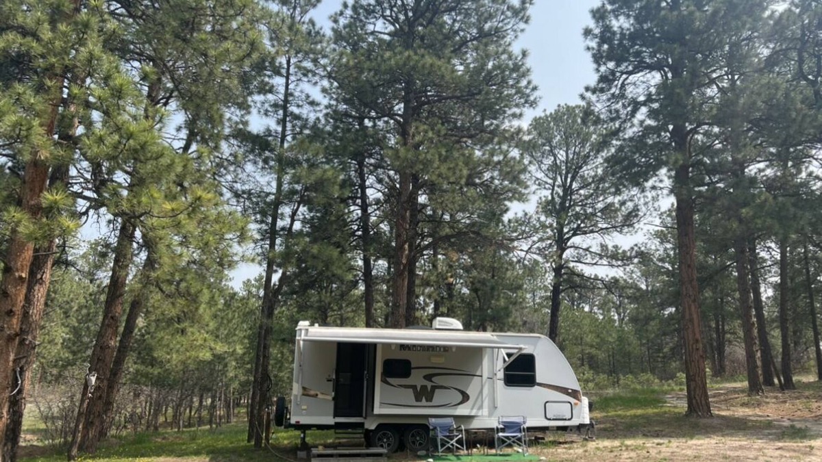 Larkspur House | Tree Top Ranch Glamping