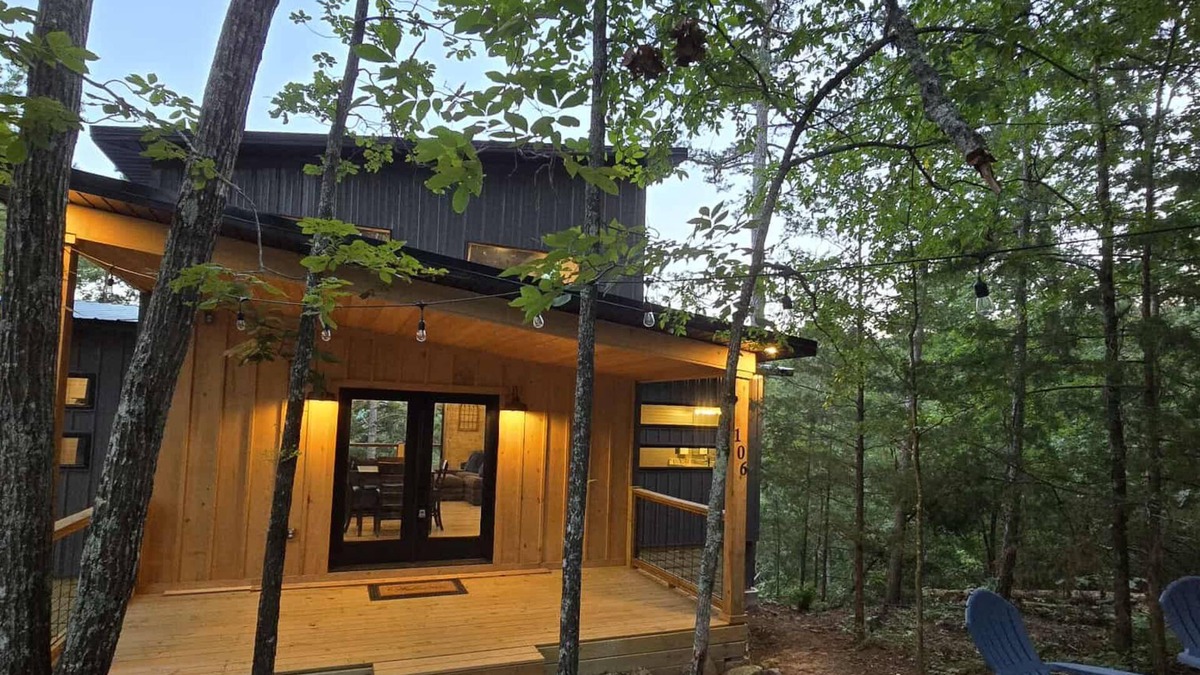 Fairfield Bay House | Treehouse Valley Fairfield Bay