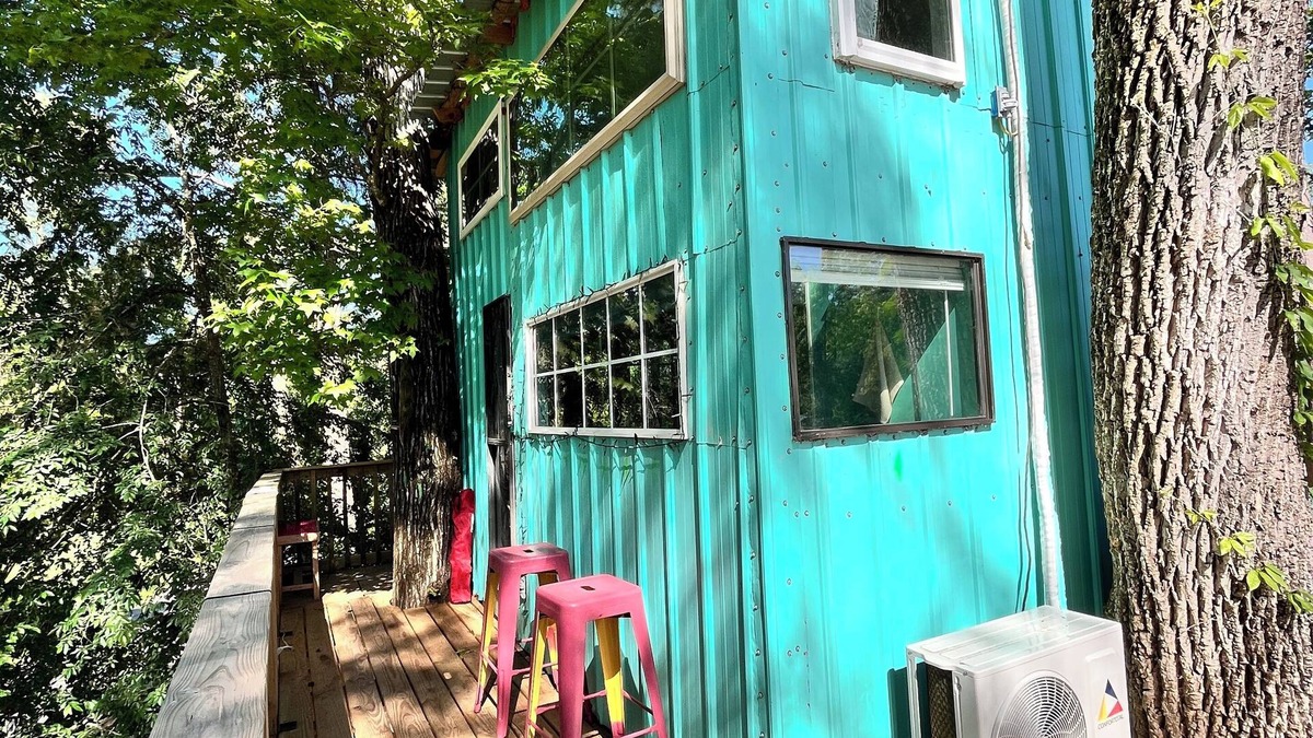 Shepherd House | Treehouse with golf cart in Shepherd - near Lake with wild alligators