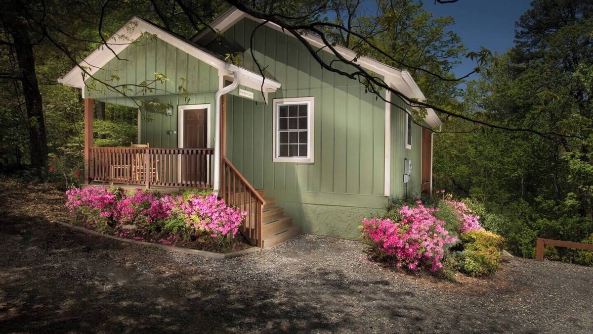 Asheville House | Treetop View | HotTub | Fireplace | EVCharger