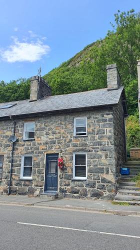 Tremadog House | Tremadog porthmadog 3 double bedrooms