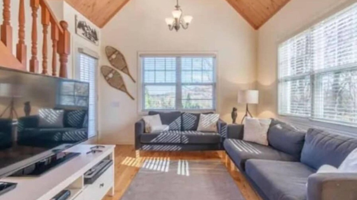 Mont-Tremblant Cabin | Tremblant Chalet Haven - 3-BR Mountain Retreat