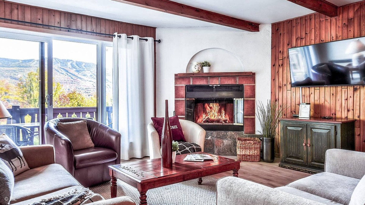 Mont-Tremblant Condo | Tremblant Hotel Du Lac - Amazing Lake and Mountain View (G475) | 5 min from Tremblant Resort