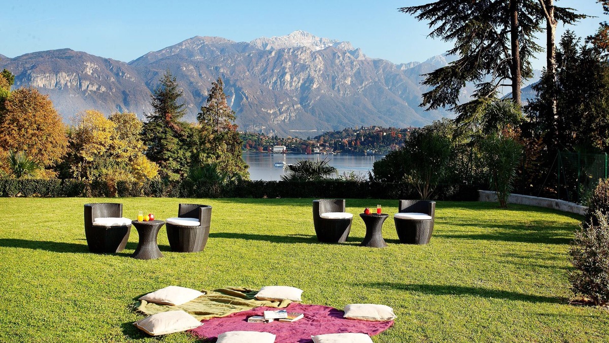 Tremezzo Apartment | Tremezzo Residence apartment no 6 with pool and spa by Italian Apartments.