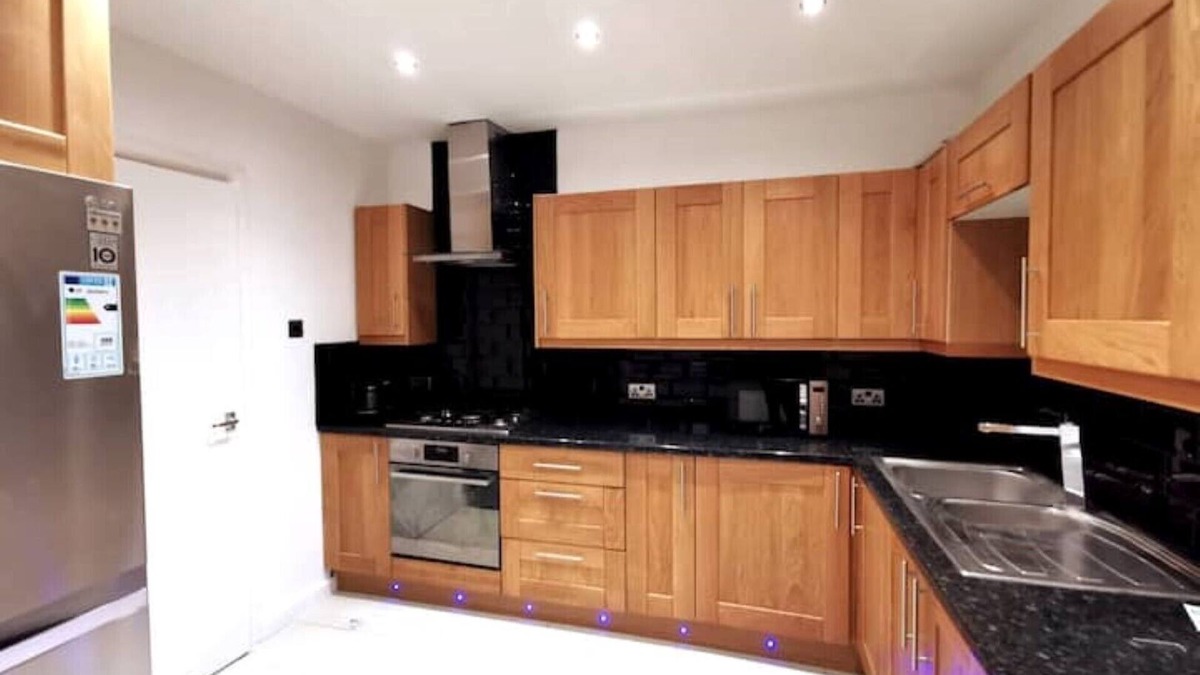 South Camberwell House | Trendy 1 Bed Home In Peckham - Sleeps Up To 4