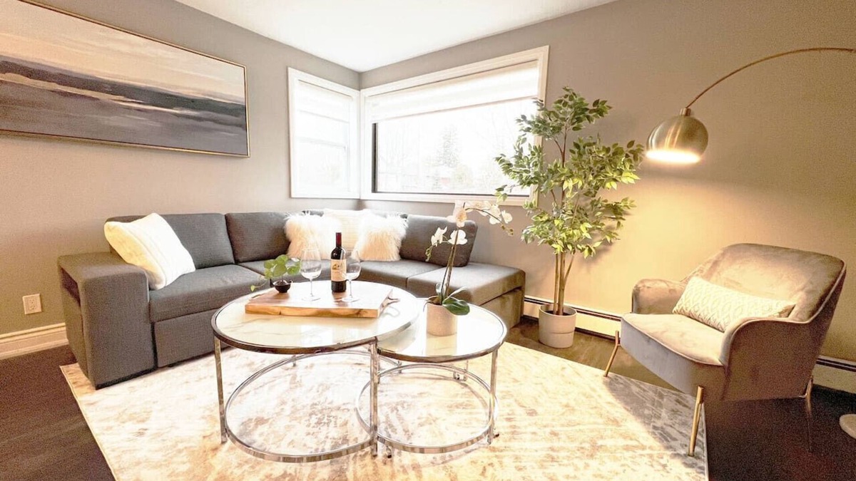 South London Apartment | Trendy Stay, Near Covent Garden & Hyland Cinema