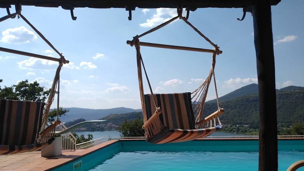 Lake Bracciano Villa | Trevignano- The ideal holiday home with private swimming pool