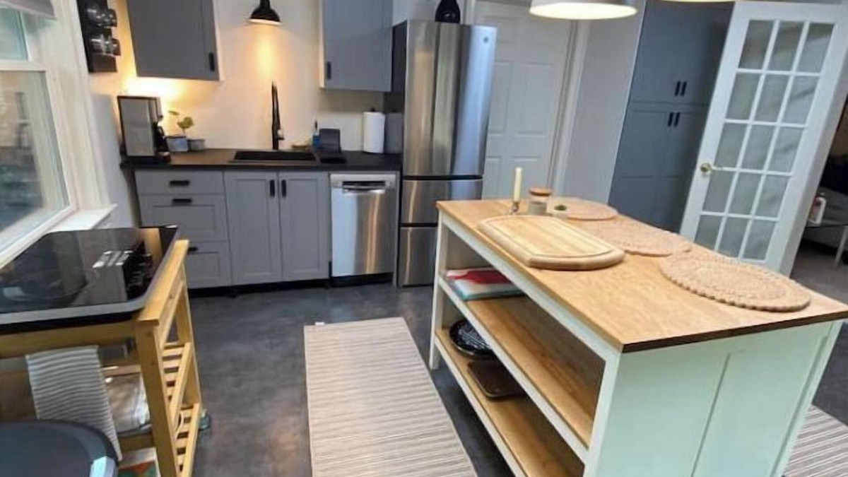 Sharpsburg House | Trilith Studios Area Lakefront