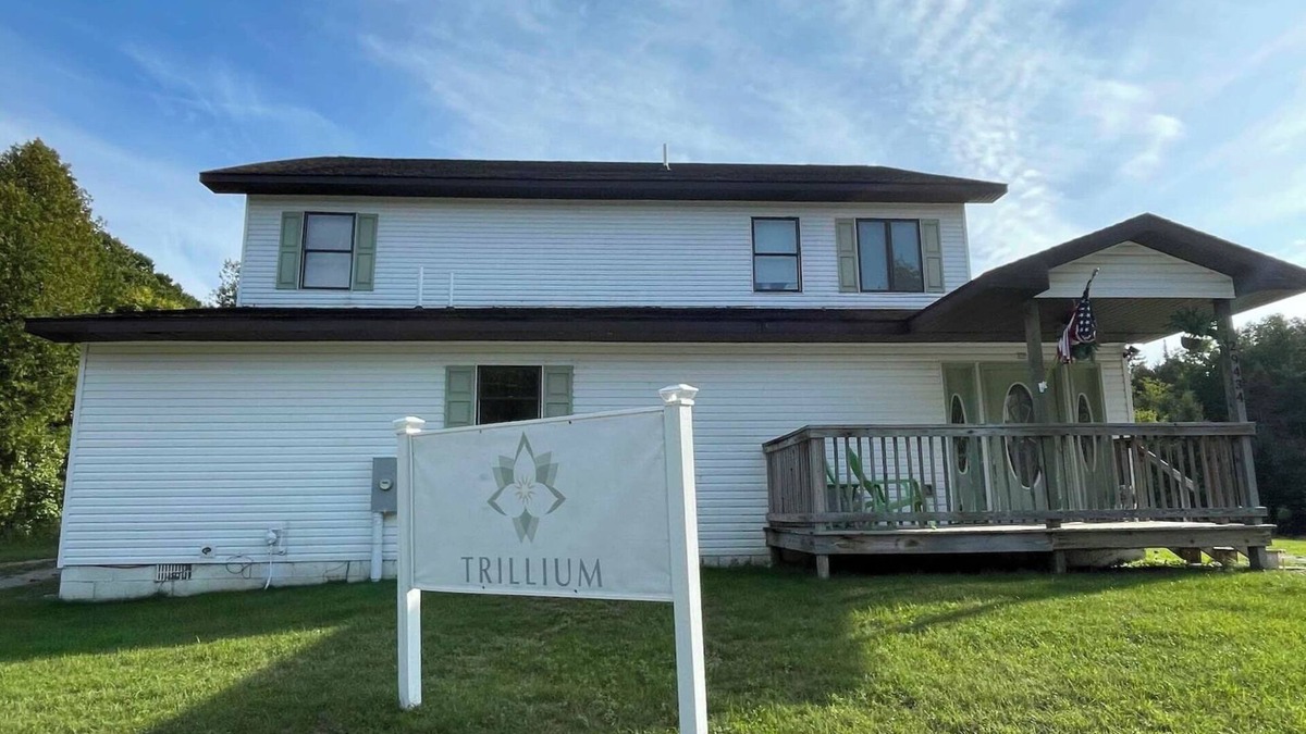 Drummond House | Trillium on Drummond Island