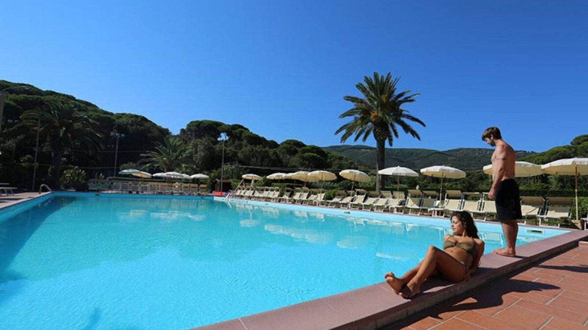 Naregno Apartment | Trilocale classic - Two Bedroom Apartment, Sleeps 5