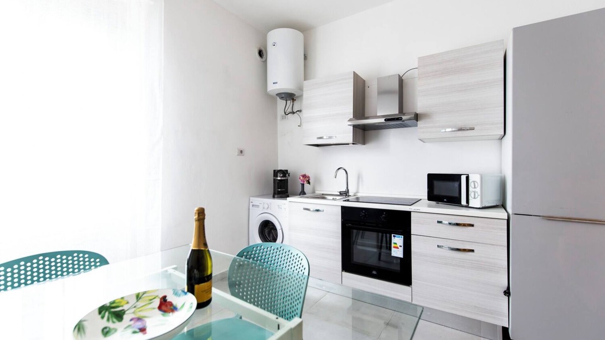 Opera Apartment | Trilocale Noverasco IEO 1