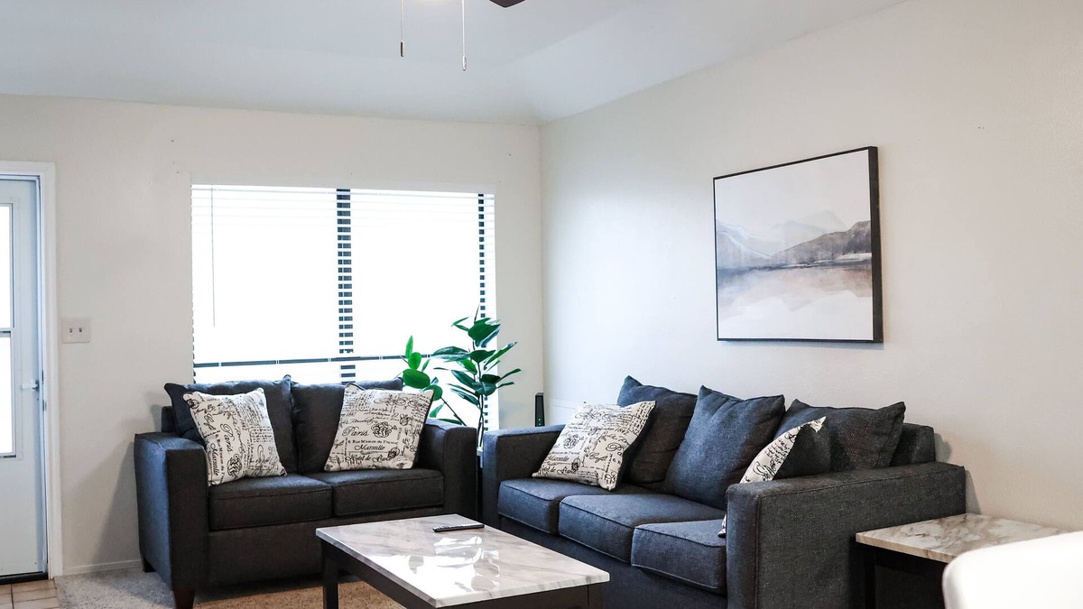 Hobbs House | Trinity Townhome #B in the heart of Hobbs