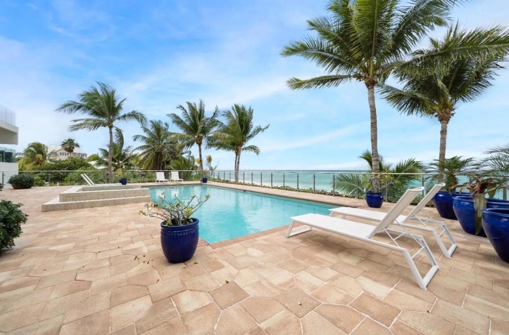 Paradise Island House | Trinity Villa
