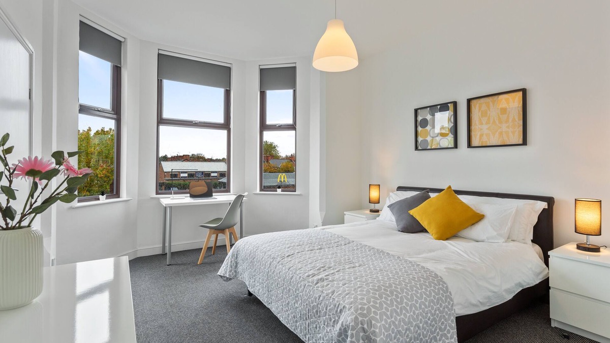 West Bridgford Apartment | Triple En-Suite Room with Free Parking and Wi-Fi