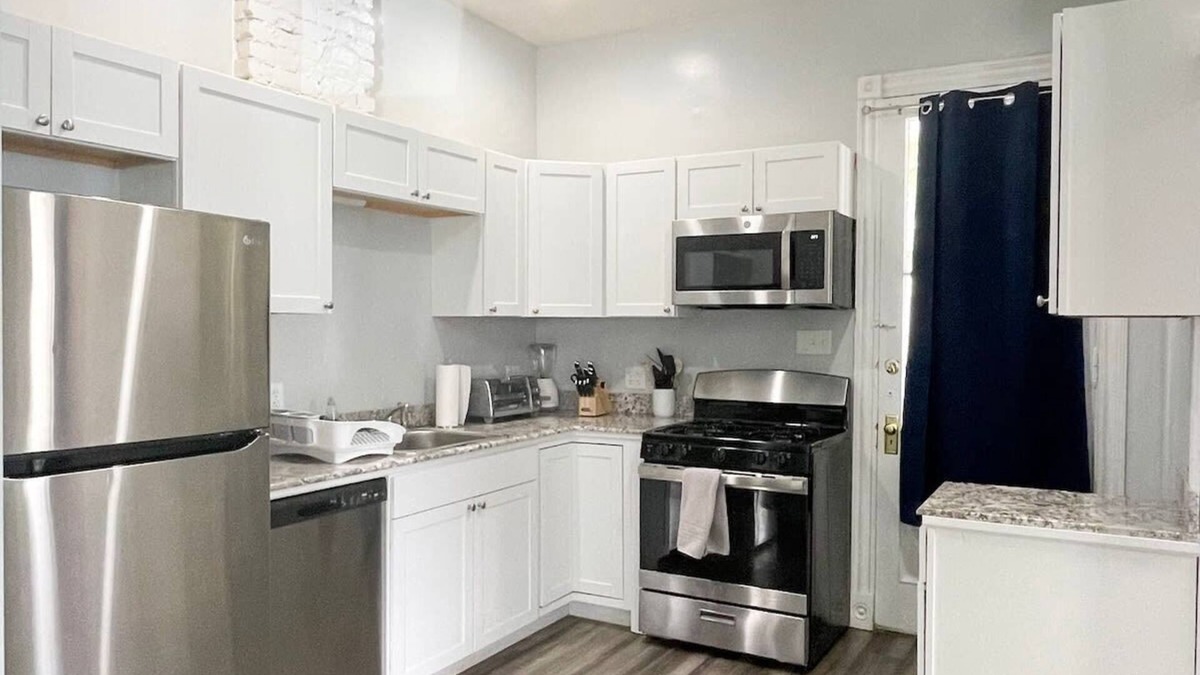 Oneonta Apartment | Triple Play Apt 2 - All Star Baseball Rentals