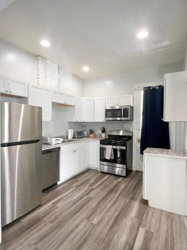 Oneonta Apartment | Triple Play Apt 2 All Star Baseball Rentals