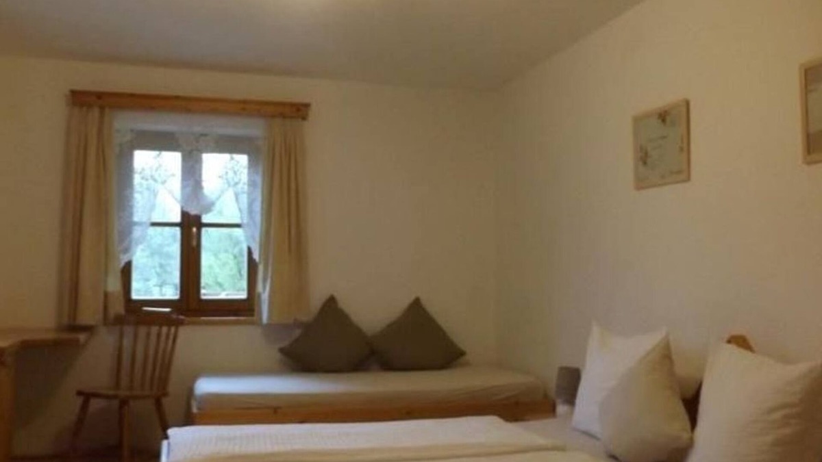 Nussdorf am Attersee Other | Triple room - Gasthof Steinbichler - Groiss cider and game farm