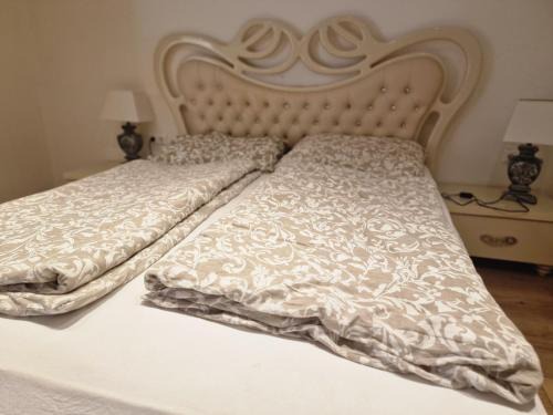 Stockerau Apartment | Triple Serenity Suite