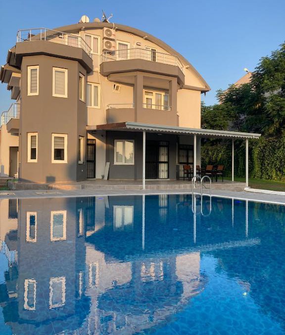 Bogazkent Villa | Triplex Villa with Pool PATERA VILLA